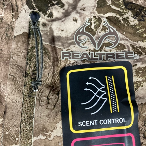 REALTREE 1/4 ZIP PULLOVER CAMO SCENT CONTROL SIZE LARGE NWT - Picture 2 of 8